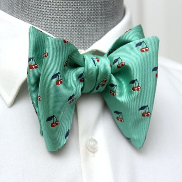 Green Silk Big Butterfly Bow Tie S533 - Picture 11 of 16